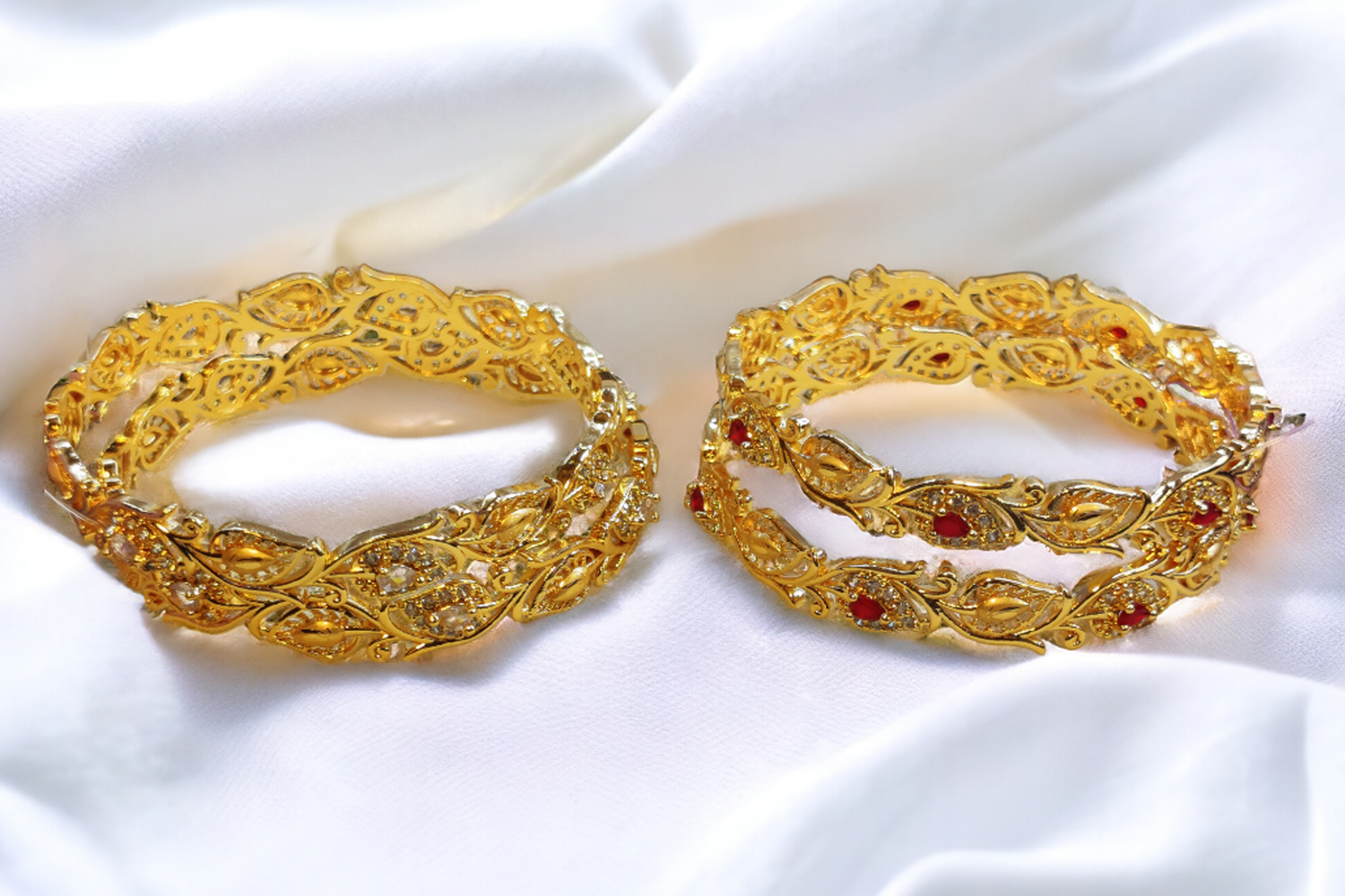 BANGLES
