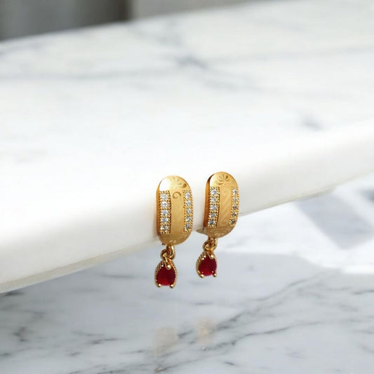 Elegant Design Gold Plated Earrings