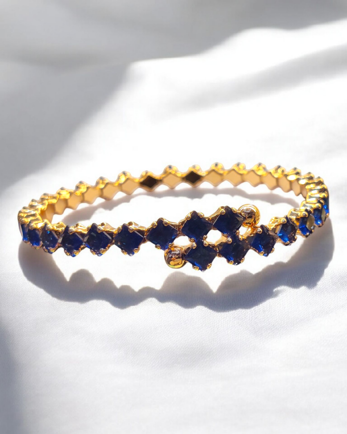 Beautiful Design Gold Coated Zircon Black Stone