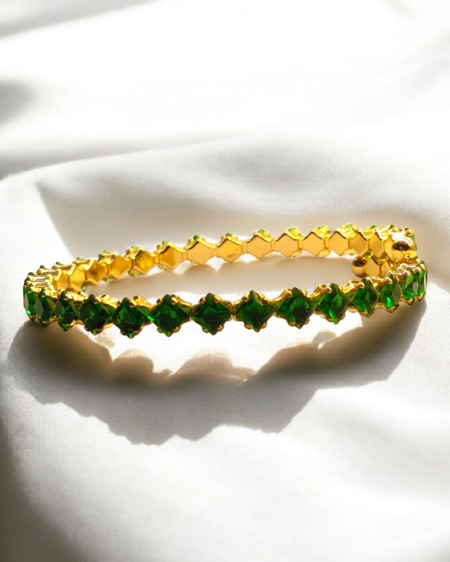 Beautiful Design Gold Coated Zircon Black Stone