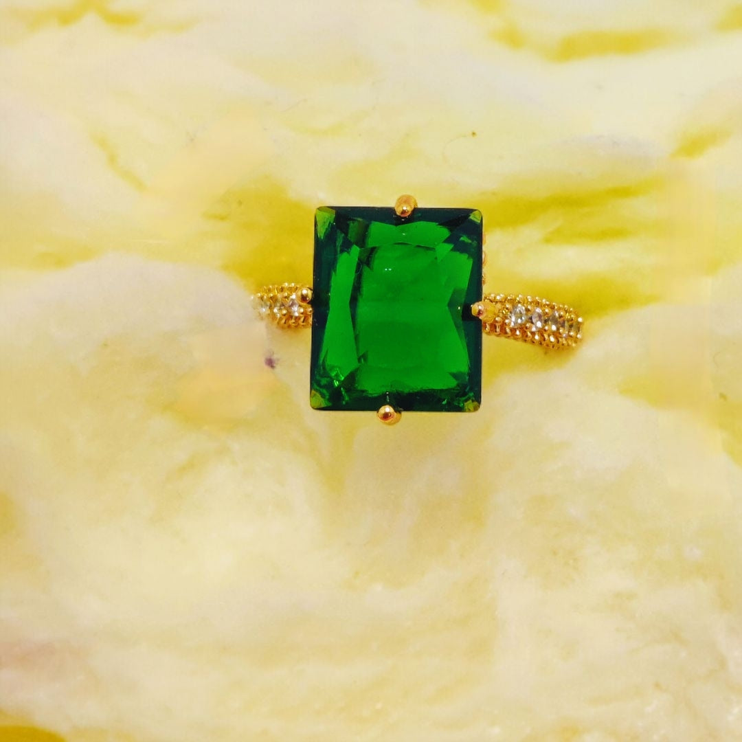 Beautiful Design Gold Plated Zircon Stone Ring