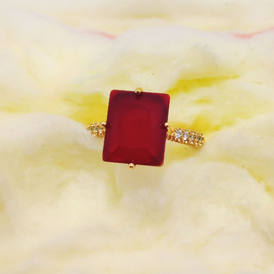 Beautiful Design Gold Plated Zircon Stone Ring