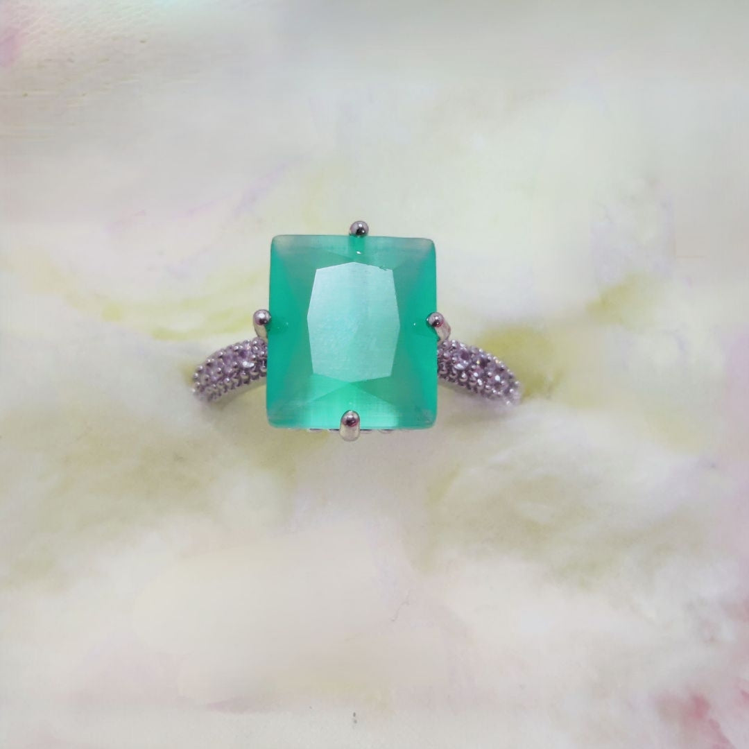 Beautiful Design Silver Plated Zircon Stone Ring