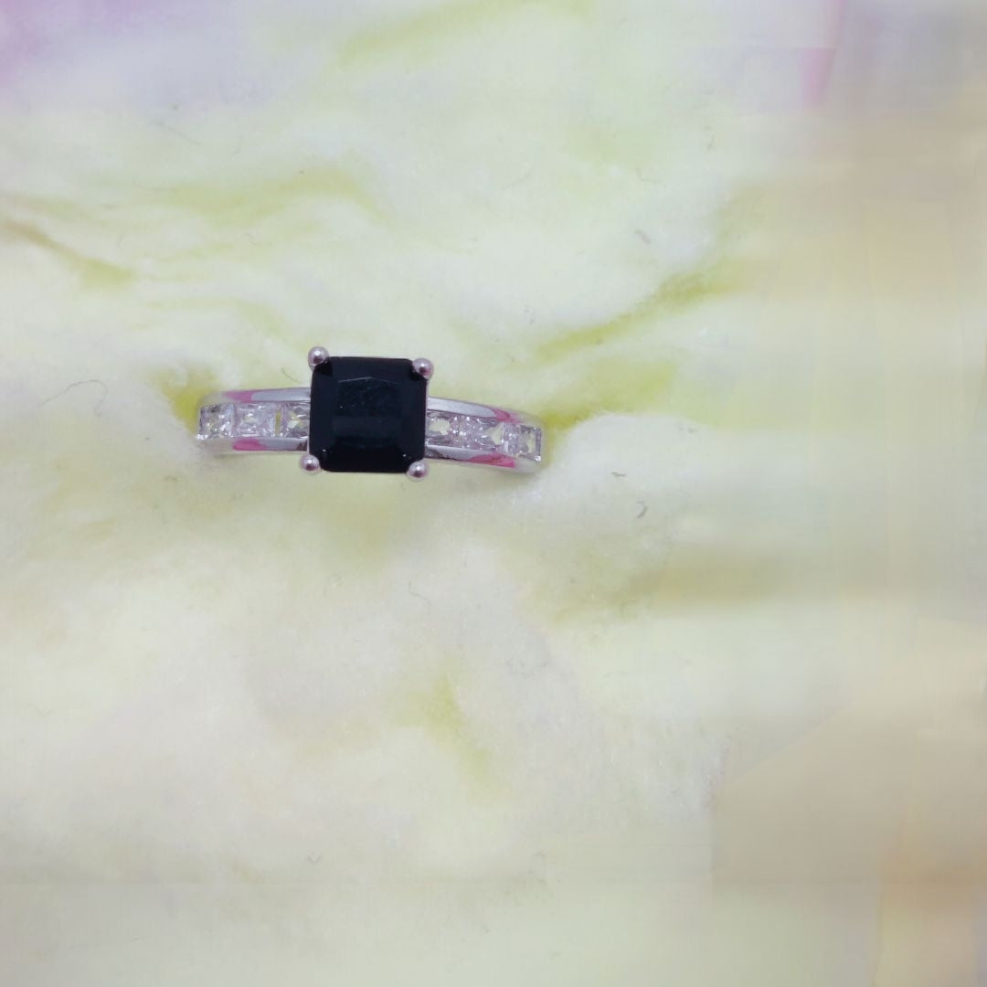 Beautiful Design Silver Plated Zircon Stone Ring