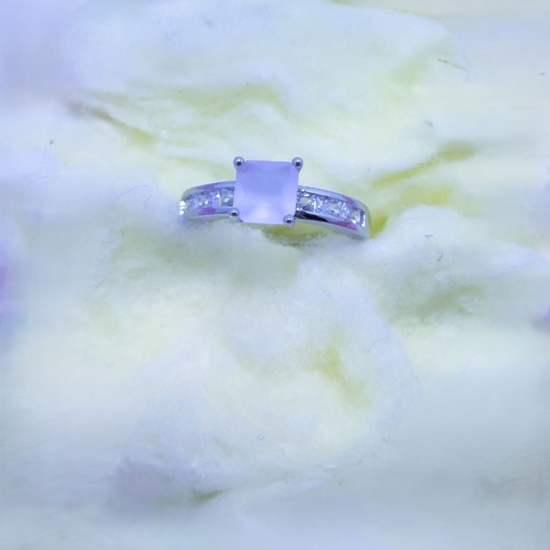 Beautiful Design Silver Plated Zircon Stone Ring