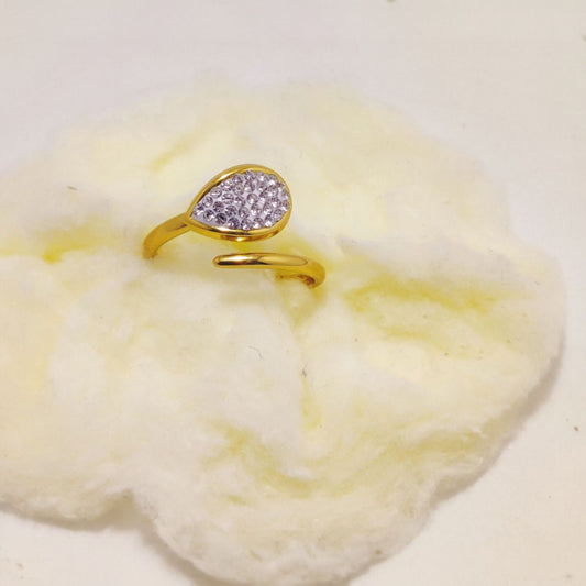 Elegant Design Gold Plated Ring