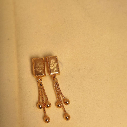 Beautiful Design Gold Plated Earring
