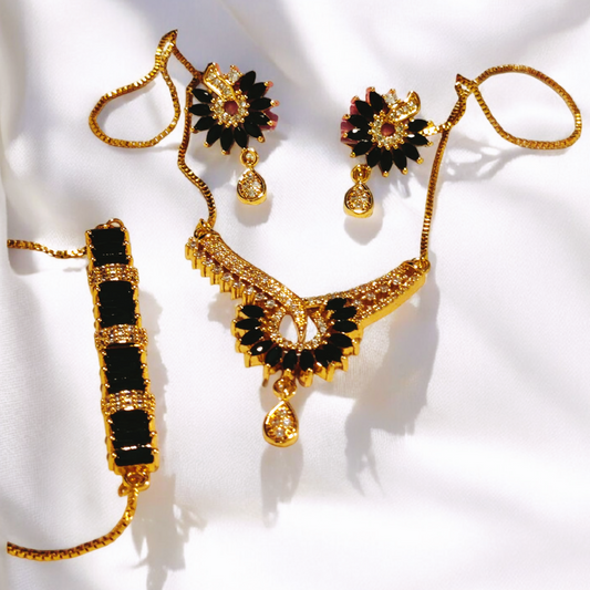Unique Design Gold Plated Black Zircon Stone Locket Set with Bracelet