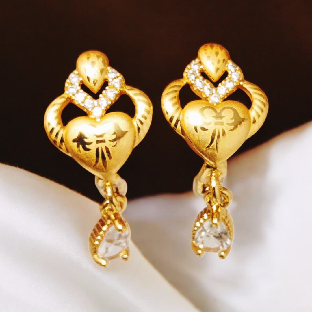 Unique Design Gold Plated Ruby Zircon Stone