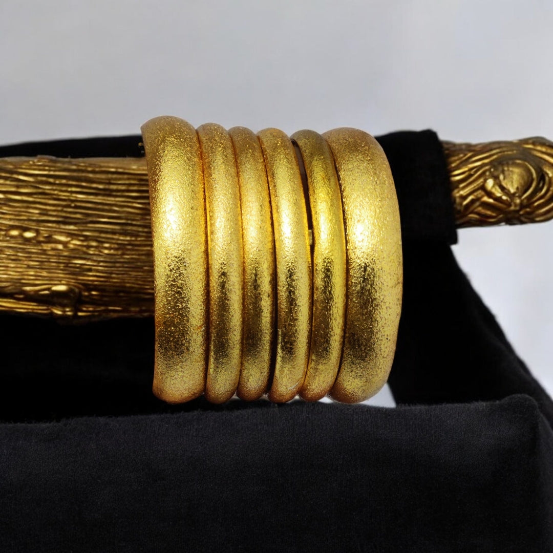 Gorgeous Design Gold Plated Bangles 6 Pcs