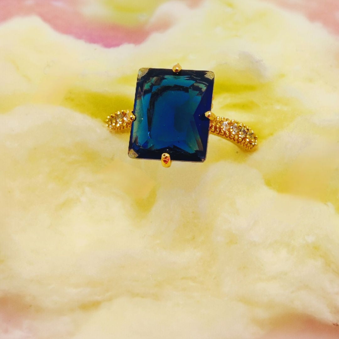 Beautiful Design Gold Plated Zircon Stone Ring