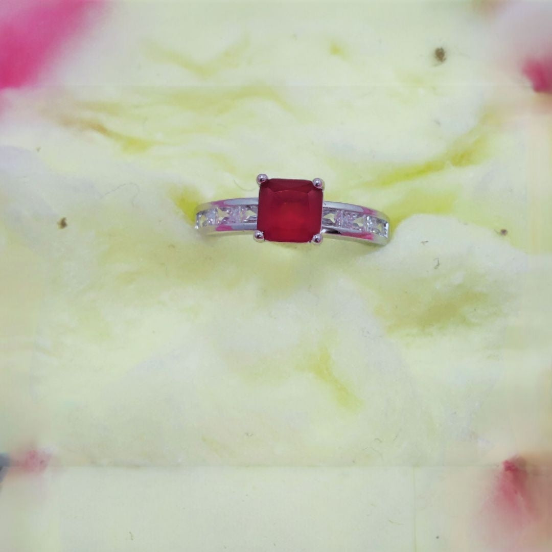 Beautiful Design Silver Plated Zircon Stone Ring